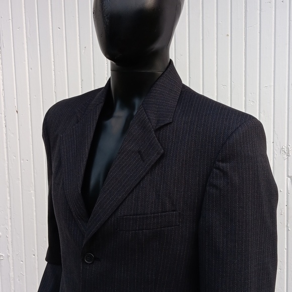 Oleg Cassini Men's Vintage Pin Stripe (3) Button Luxury Blazer - Picture 6 of 16